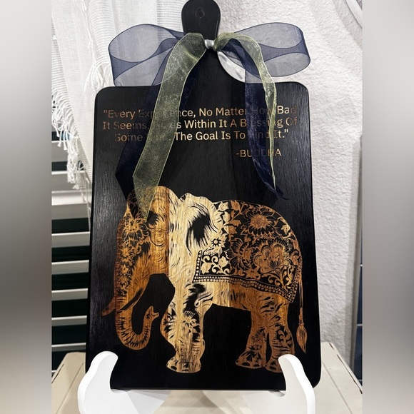 Charcuterie/Cutting Board Handcrafted/customized by seller - Picture 2 of 3